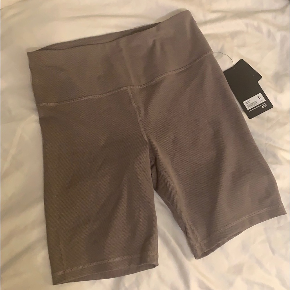 Ribbed Biker Shorts